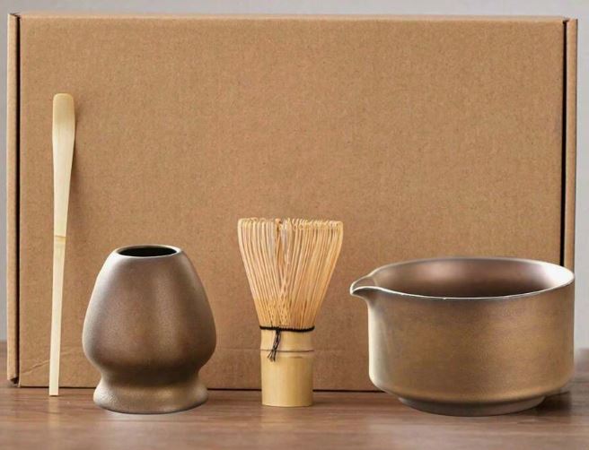 Ceramic Matcha Tea Set: 4-Piece Kit with Bowl, Bamboo Whisk, Scoop & Holder